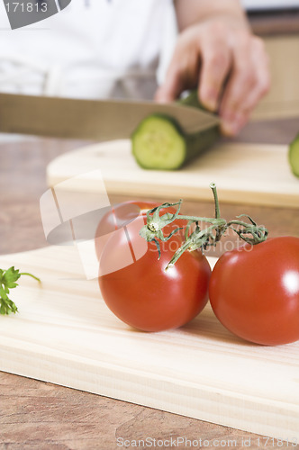 Image of cutting cucumber