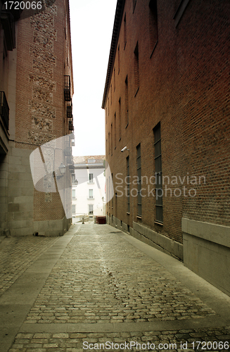 Image of Madrid narrow alley