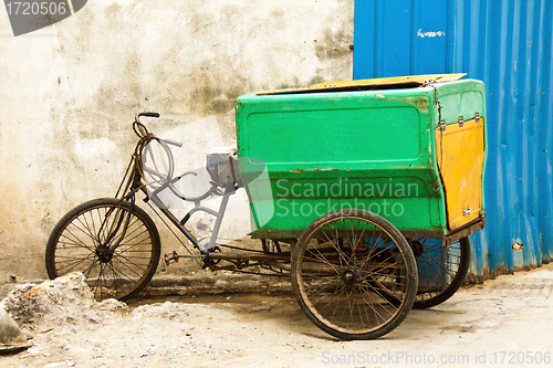 Image of Bicycle on street