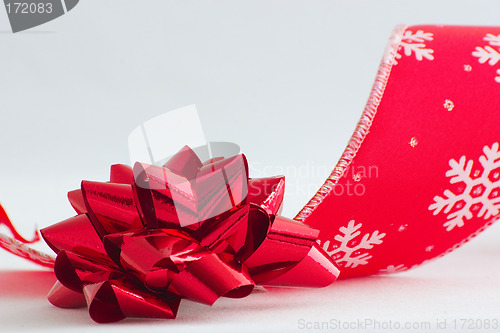 Image of christmas bow and ribbon