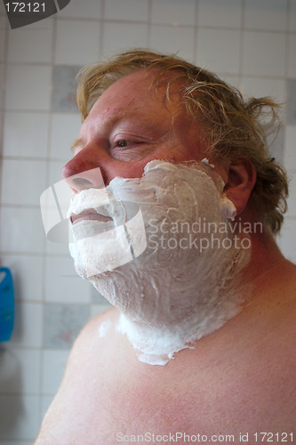 Image of shaving foam