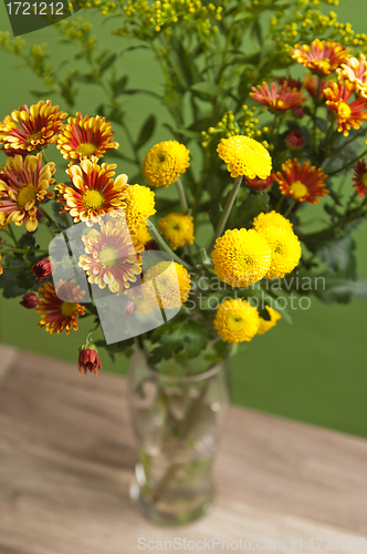 Image of a bouquet of summer flowers, close-up