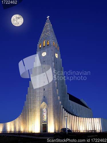 Image of Hallgrimskirkja in Reykjavik