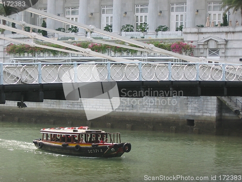 Image of Cavenagh Bridge With Boat