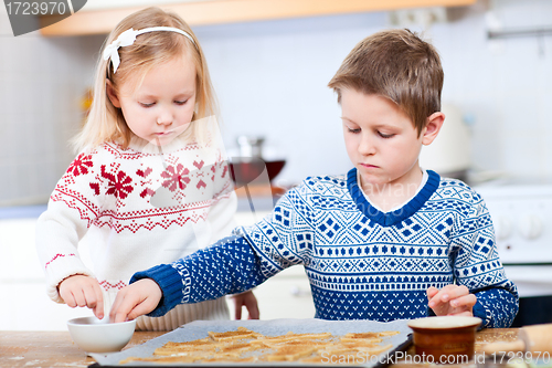 Image of Kids baking cookies