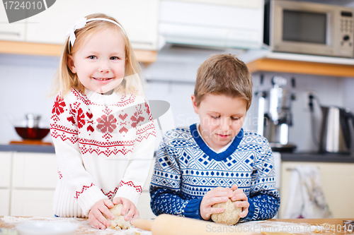 Image of Kids baking cookies