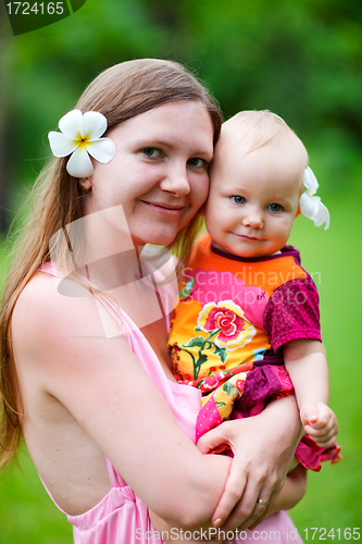 Image of Mother and daughter