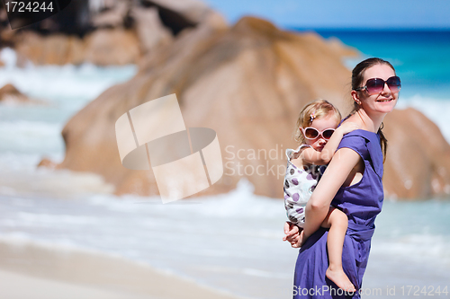 Image of Mother and daughter on tropical vacation
