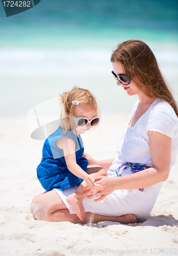 Image of Mother and daughter on vacation