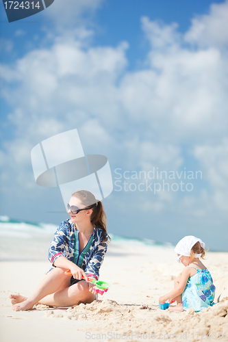 Image of Mother and daughter on vacation