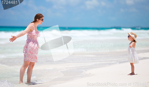 Image of Mother and daughter on vacation