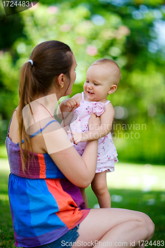 Image of Mother and daughter