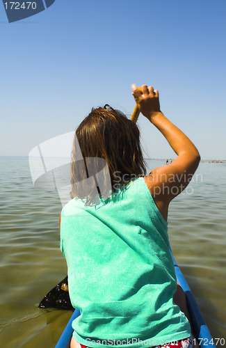 Image of woman in pirogue