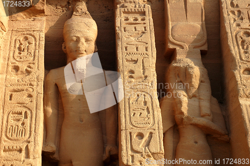 Image of Ramses II at Abu Simbel in Egypt