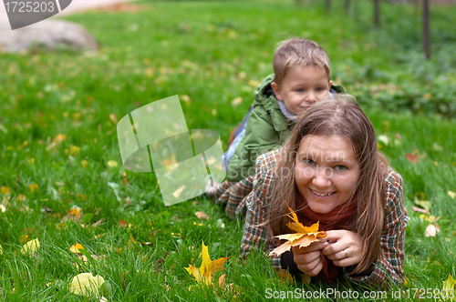 Image of Autumn family  fun