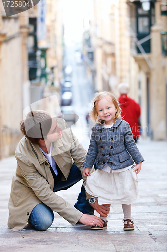 Image of Father and daughter in city