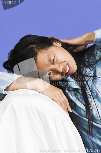 Image of woman with headache