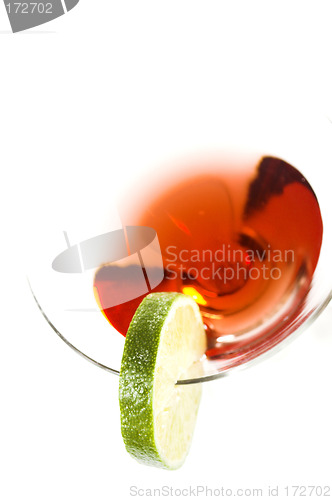 Image of cocktail with green lemon