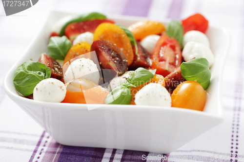 Image of tomato and mozzarella salad