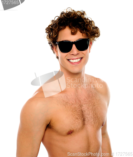 Image of Shirtless guy with sunglasses, closeup