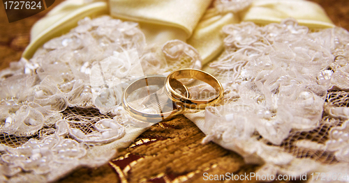 Image of wedding rings