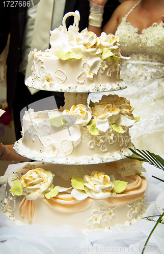Image of Beautiful wedding cake at a wedding reception