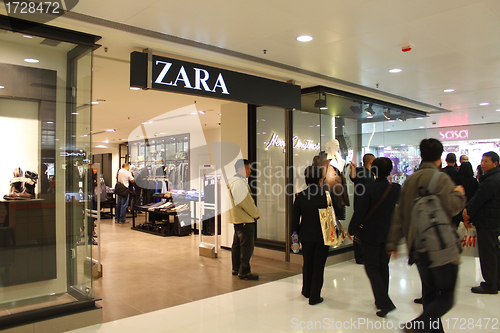 Image of Zara shop in Hong Kong mall