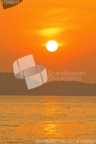 Image of Sunset over the ocean 