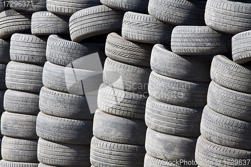 Image of Many tyres and wheels under sunshine