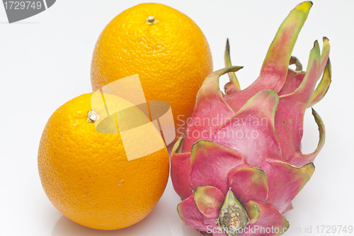 Image of Dragon fruit and oranges