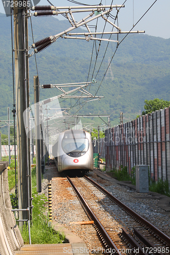 Image of Mass Transit Railway (MTR) with passengers 