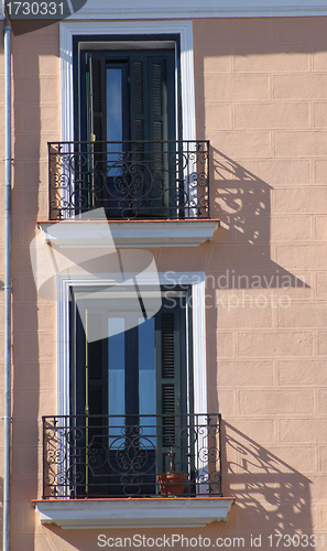 Image of Pink Madrid building