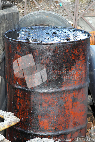 Image of Oil barrel