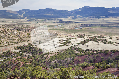 Image of valley of Green River, Utah