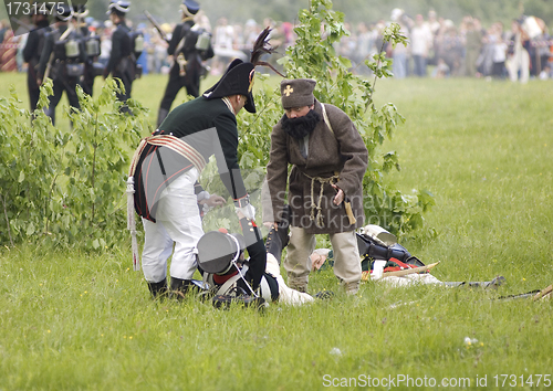 Image of Borodino battle. Taking out the wounded man