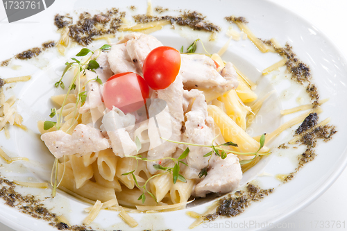 Image of Pasta Bolognese with meat and tarragon