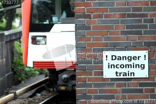 Image of dangerous train sign