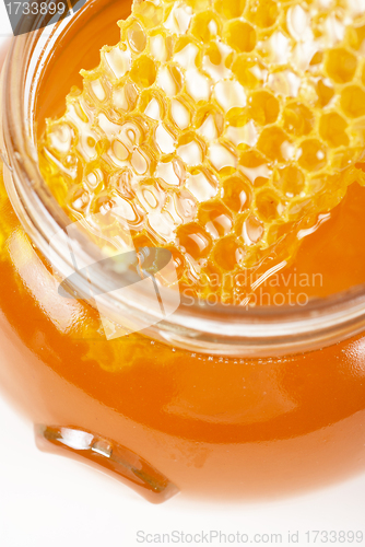 Image of jar of organic honey