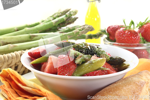 Image of asparagus strawberry salad