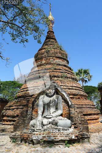 Image of Buddhist tower in Myanmar