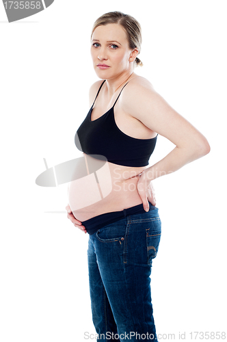 Image of Worried pregnant woman