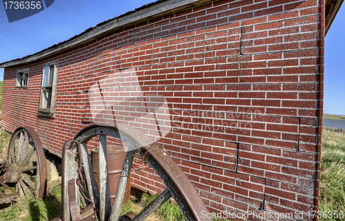 Image of Old Wagon Wheel