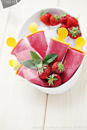 Image of strawberry ice cream