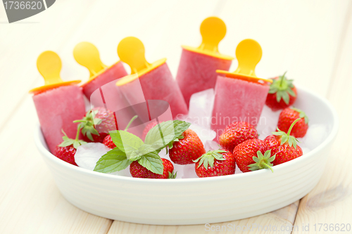 Image of strawberry ice cream