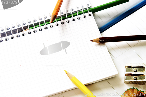 Image of Color pencil and agenda