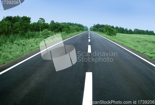 Image of Picture of empty countryside road