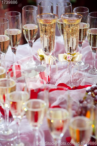 Image of bride and groom glasses of champagne