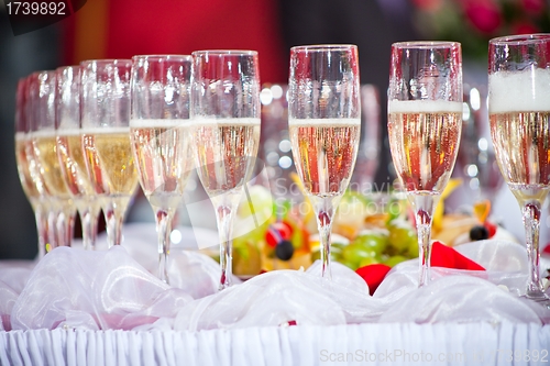 Image of glasses of champagne on festive table