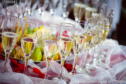 Image of glasses of champagne on festive table