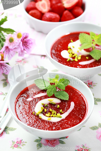 Image of Cold strawberry soup